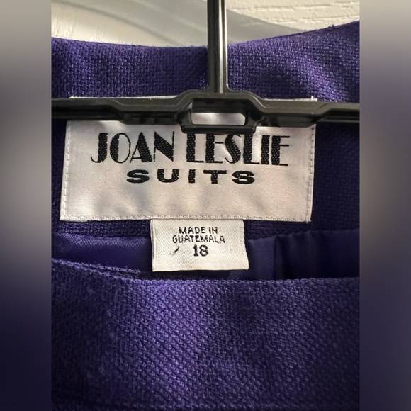 Size 18 six button blazer and skirt - Picture 2 of 7